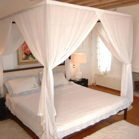 Ozar Mykonos *